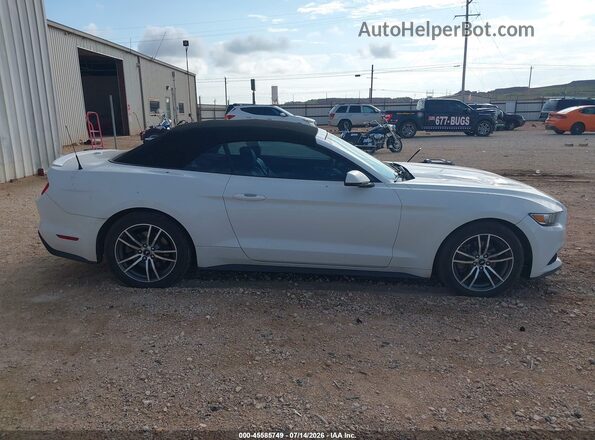 1FATP8UHXG5243339 2016 FORD MUSTANG White Vista interior trasera