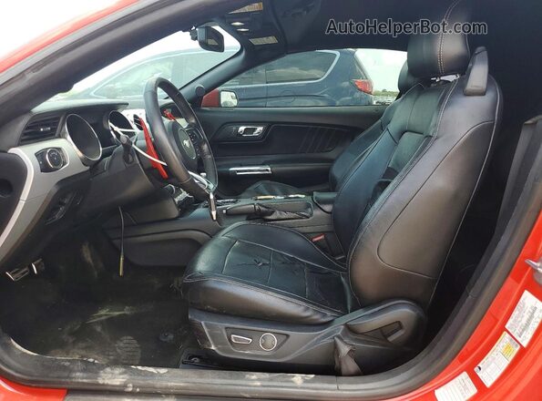 1FATP8UHXG5247407 2016 FORD MUSTANG Red Widok wnętrza z przodu