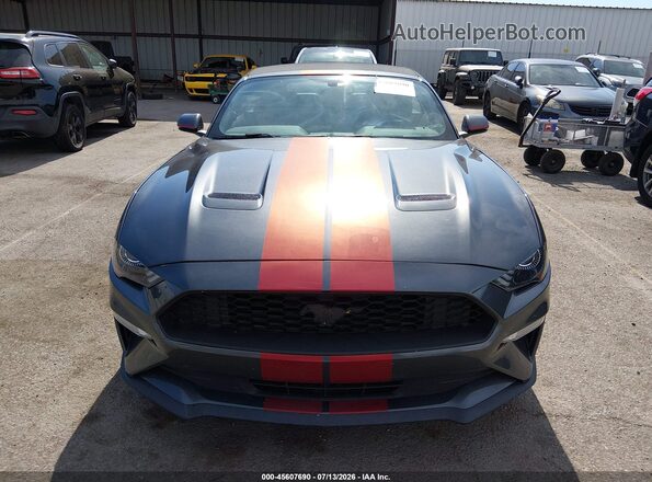 1FATP8UHXJ5145418 2018 FORD MUSTANG Gray Widok zestawu wskaźników