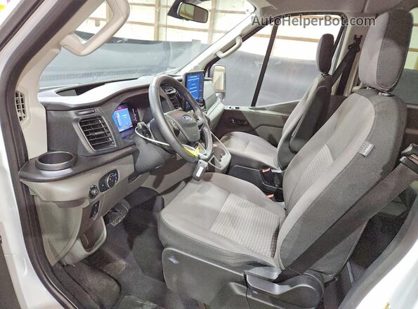 1FBAX2C8XTKA47305 2026 FORD TRANSIT White Вид салону спереду