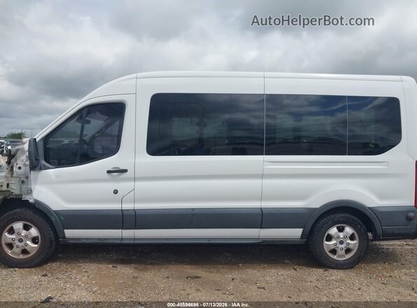1FBAX2CM9HKA36185 2017 FORD TRANSIT-350 White Widok wnętrza 360 stopni