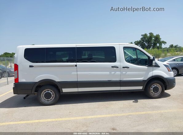 1FBAX2Y87NKA14824 2022 FORD TRANSIT-350 Белый Вид задней части салона