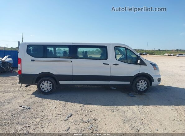 1FBAX2Y88RKA42718 2024 FORD TRANSIT-350 White Rear interior view