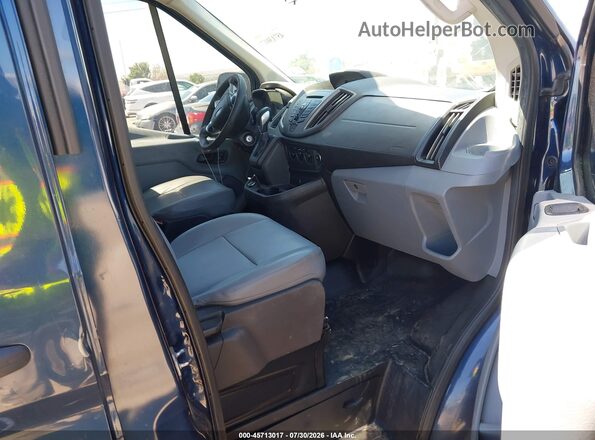 1FBZX2CM7JKA93929 2018 FORD TRANSIT-350 Blue Front interior view