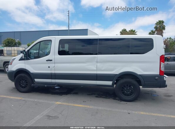 1FBZX2YM7JKA69008 2018 FORD TRANSIT-350 White Սալոնի 360 աստիճան տեսք
