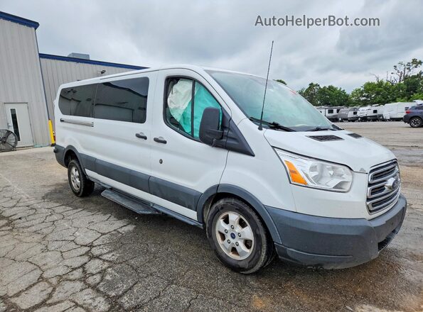 1FBZX2YM8HKA68735 2017 FORD TRANSIT White Delantero derecho