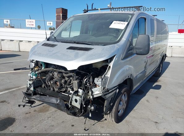 1FBZX2YM8JKA70006 2018 FORD TRANSIT-350 Silver Front view