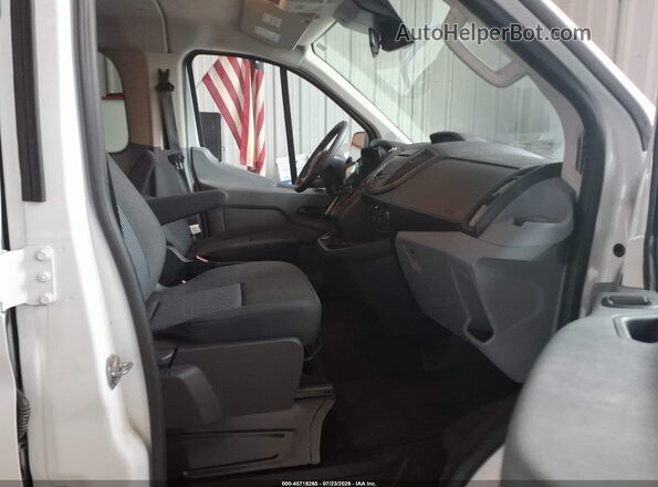 1FBZX2ZM0JKB42671 2018 FORD TRANSIT-350 White Front interior view