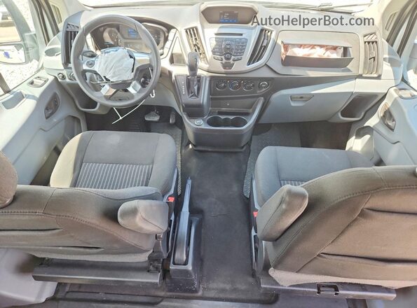 1FBZX2ZM2JKA37467 2018 FORD TRANSIT White Widok deski rozdzielczej