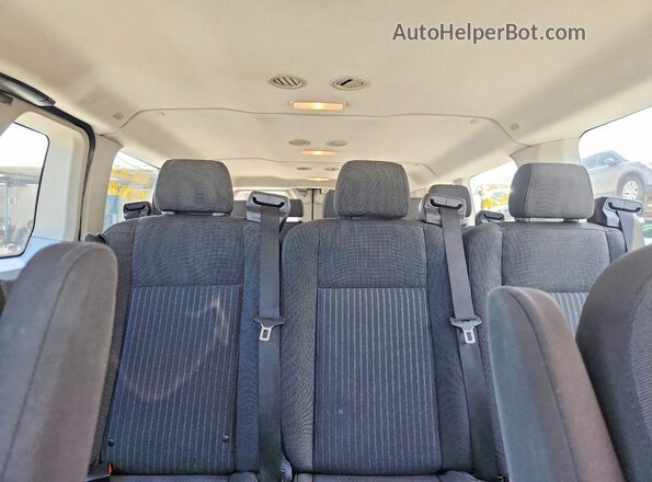 1FBZX2ZM2JKA37467 2018 FORD TRANSIT White Widok tylnych siedzeń