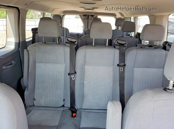 1FBZX2ZM6HKA55867 2017 FORD TRANSIT Black უკანა სავარძლების ხედი
