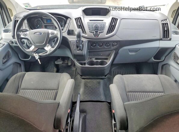 1FBZX2ZM9GKA85704 2016 FORD TRANSIT Silver Widok deski rozdzielczej