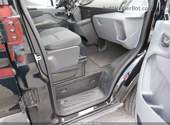 1FBZX2ZM9JKB52745 2018 FORD TRANSIT-350 Black Вид салону спереду