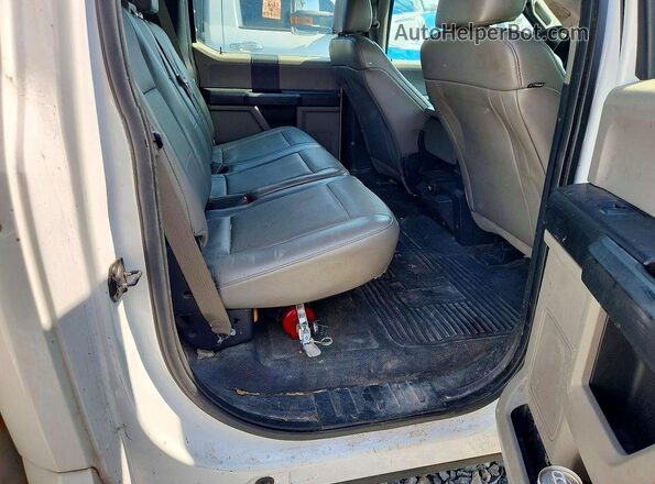 1FD0W5HT0HEB92525 2017 FORD F550 White Вид щитка приладів