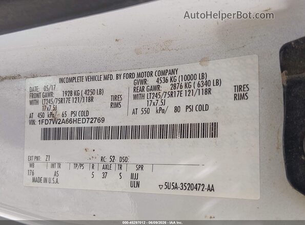 1FD7W2A66HED72769 2017 FORD F-250 Белый Вид подкапотного пространства