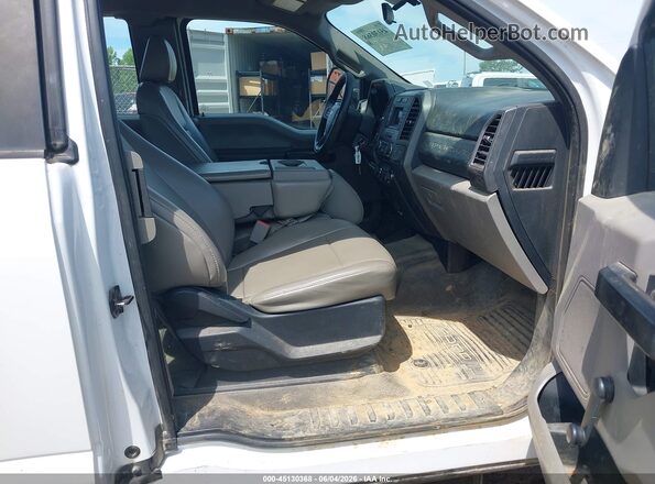 1FD7X2A61HEE07425 2017 FORD F-250 White Front interior view