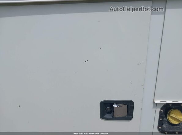 1FD7X2A63HEE07426 2017 FORD F-250 Белый Вид спереди