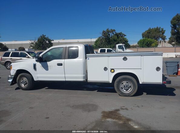 1FD7X2A64HEB54097 2017 FORD F-250 White Սալոնի 360 աստիճան տեսք