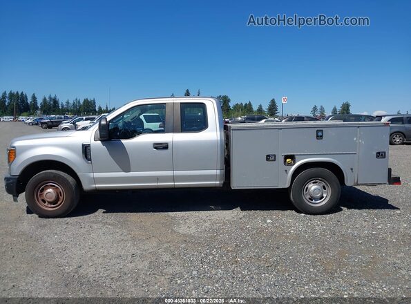 1FD7X2A65HEE21098 2017 FORD F-250 White 