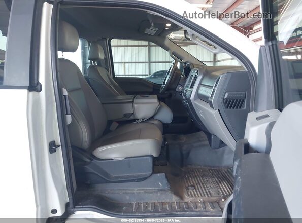 1FD7X2B65HED80955 2017 FORD F-250 White Vista interior delantera