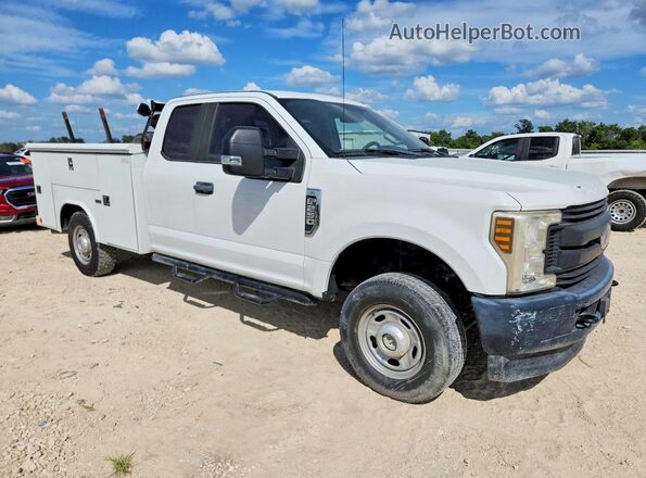 1FD7X2B66JEC27135 2018 FORD F250 Белый Передняя правая четверть