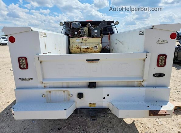 1FD7X2B66JEC27135 2018 FORD F250 Белый Вид сзади