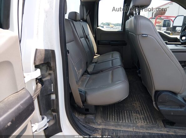 1FD7X2B69HED72910 2017 FORD F-250 White VIN sticker view