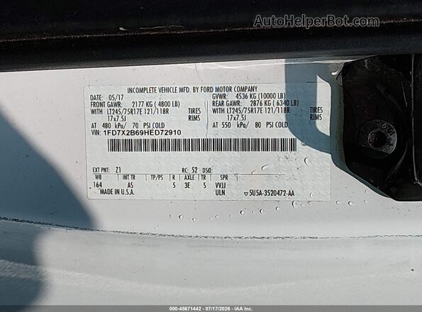1FD7X2B69HED72910 2017 FORD F-250 White Engine compartment view