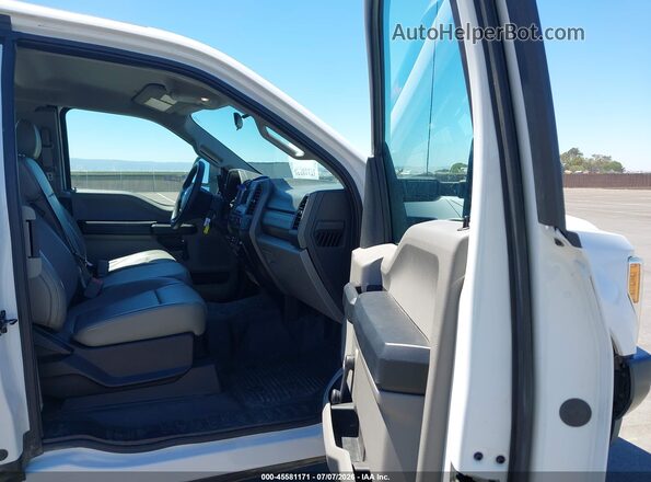 1FD7X2B69HEE29042 2017 FORD F-250 White Widok wnętrza z przodu