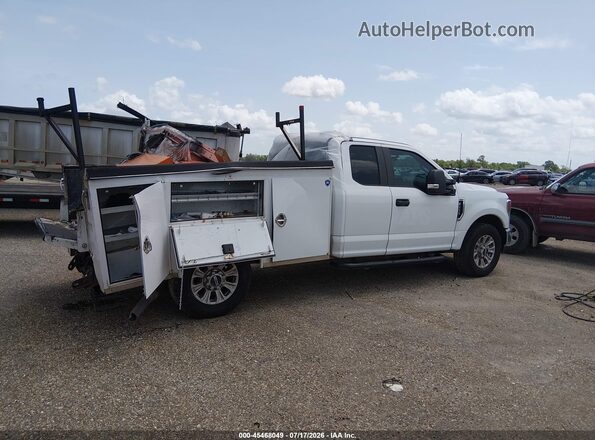 1FD7X2a68NED19385 2022 FORD F-250 White Rear interior view