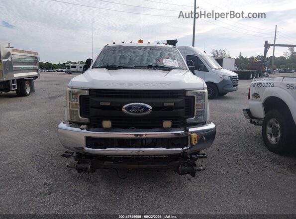 1FD7X3B61JEB52964 2018 FORD F350 White წინა პანელის ხედი