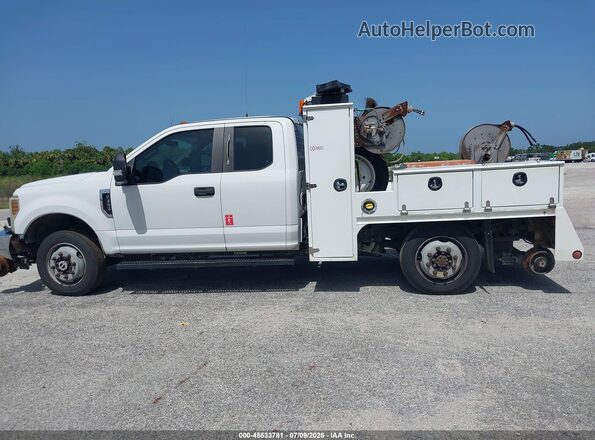 1FD7X3B68JEB52962 2018 FORD F350 White Vista interior de 360 grados