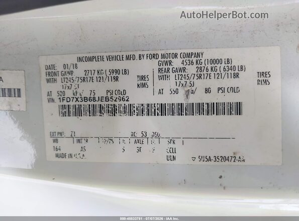1FD7X3B68JEB52962 2018 FORD F350 White Vista del compartimento del motor