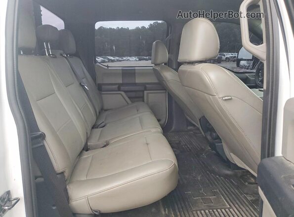 1FD8W3GT5NEC70916 2022 FORD F350 Белый Вид задних сидений