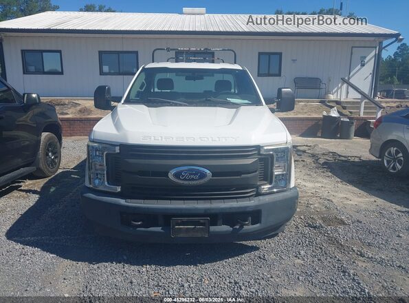 1FDBF2A60HEE09812 2017 FORD F-250 White 