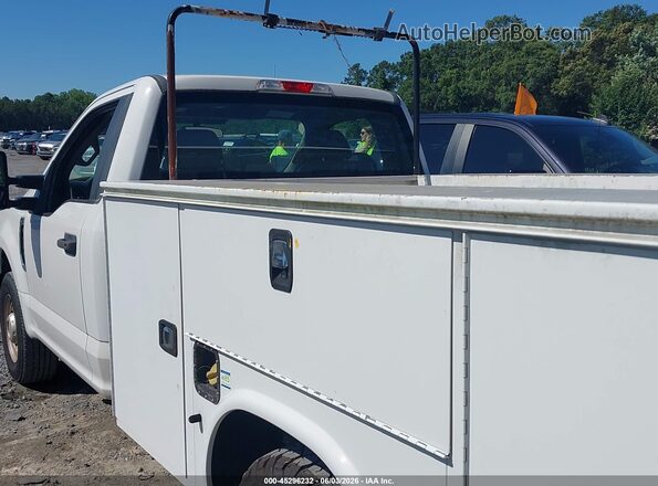 1FDBF2A60HEE09812 2017 FORD F-250 White სალონის 360-გრადუსიანი ხედი