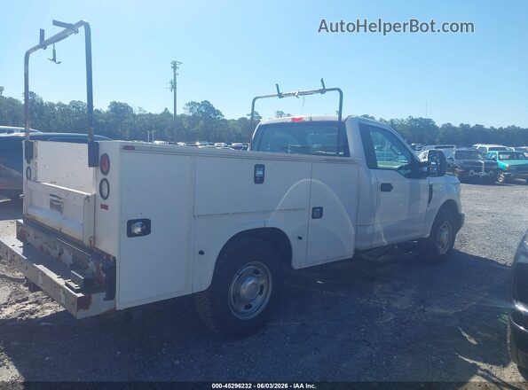 1FDBF2A60HEE09812 2017 FORD F-250 White 