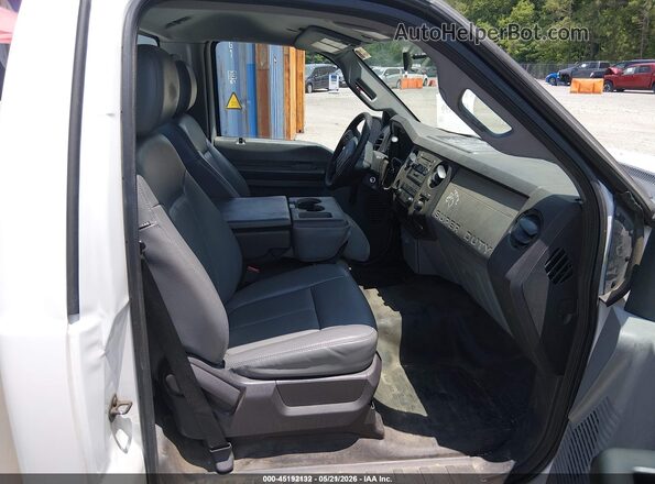 1FDBF2A62GED31130 2016 FORD F-250 White Սալոնի դիմացի տեսք