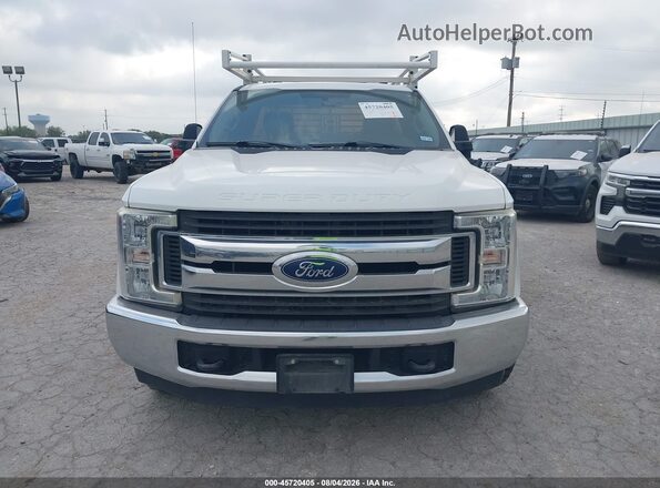 1FDBF2A64KEC71179 2019 FORD F-250 Белый Вид щитка приборов