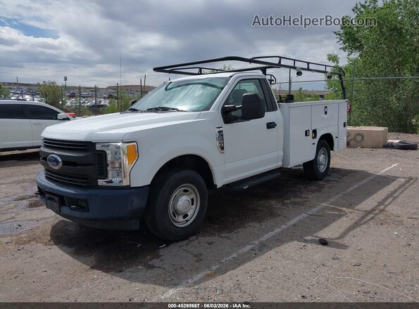 1FDBF2A65HEE07201 2017 FORD F-250 Белый Передняя левая четверть