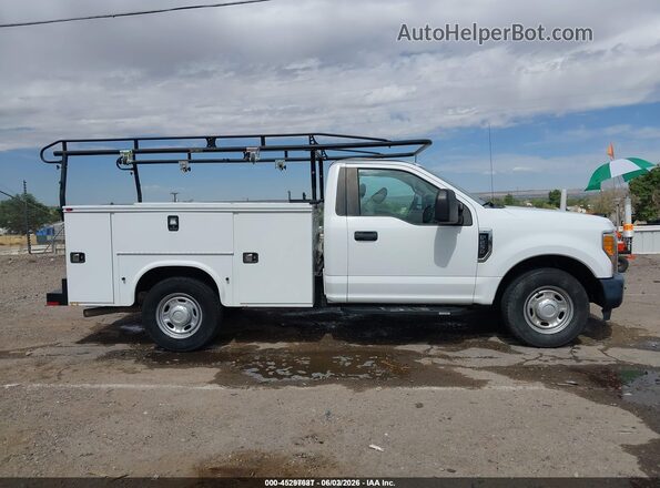 1FDBF2A65HEE07201 2017 FORD F-250 Белый 