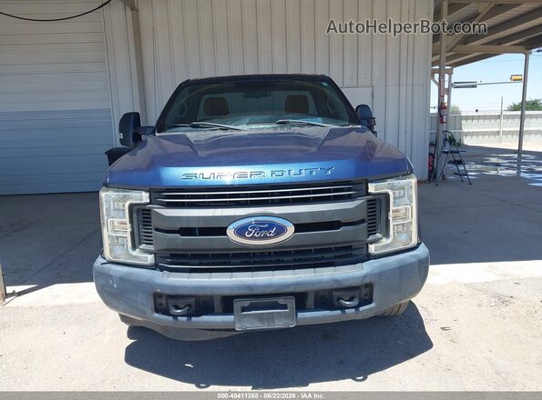 1FDBF2A66HED94832 2017 FORD F-250 Dark Blue Вид щитка приборов