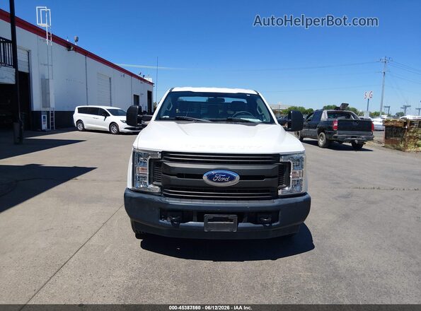 1FDBF2A67HEE28955 2017 FORD F-250 White Vista frontal