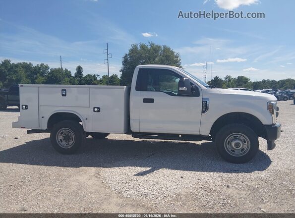 1FDBF2B60KEF82171 2019 FORD F-250 White Սալոնի 360 աստիճան տեսք
