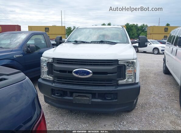 1FDBF2B60KEF82171 2019 FORD F-250 White Սալոնի հետևի տեսք