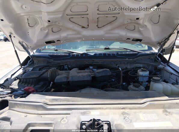 1FDBF2B63KEF82181 2019 FORD F-250 White Widok z tyłu