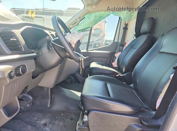1FDBF6P81NKA55134 2022 FORD TRANSIT Black Widok wnętrza z przodu
