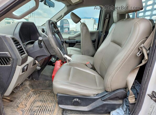 1FDRF3G61HEE06350 2017 FORD F350 White Vista interior delantera