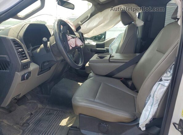 1FDRF3HT0NDA08570 2022 FORD F350 Белый Вид салона спереди