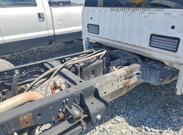 1FDRF3HT0NDA08570 2022 FORD F350 Белый Вид задних сидений